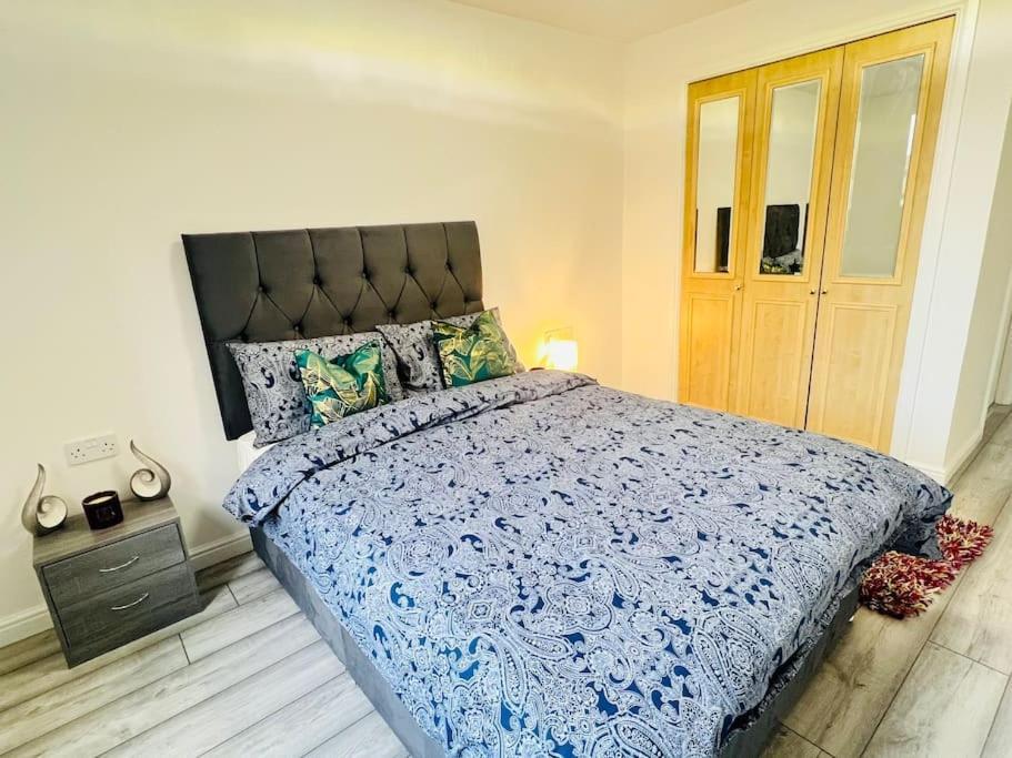 Superb 2 Bedroom Apartment With Free Parking Edinburgh Ngoại thất bức ảnh
